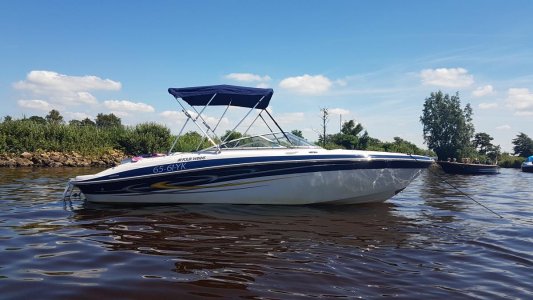 Four Winns200 Horizon Bowrider