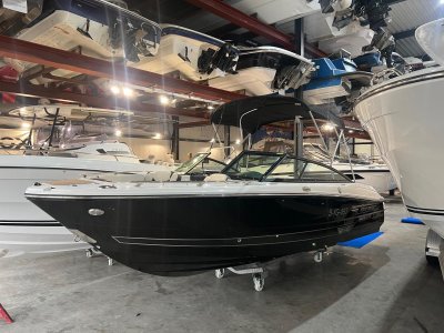 Monterey218 Super Sport bowrider