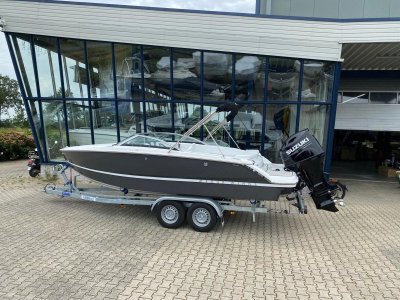 Four WinnsH1 Outboard Bowrider